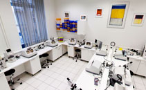 Atelier de fabrication optique